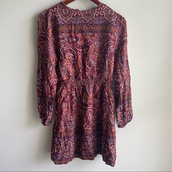 Skies are Blue Paisley Patterned Long Sleeve Dress - Picture 3 of 4